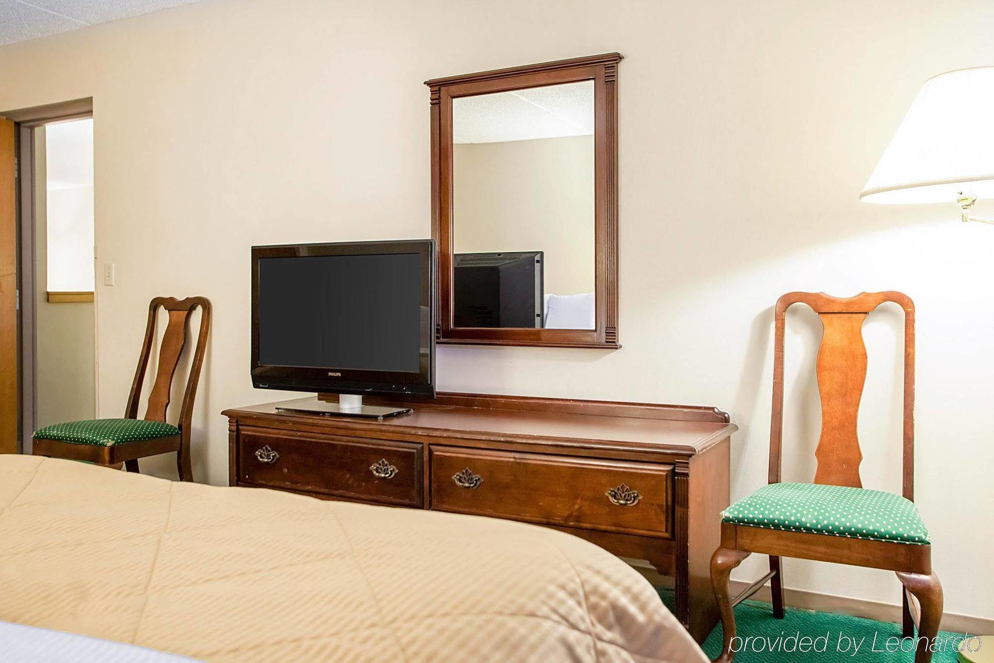Four Points By Sheraton Milwaukee Airport Extérieur photo