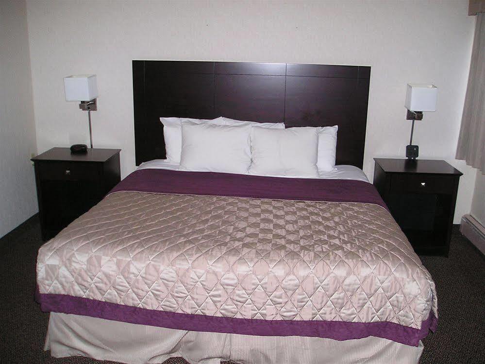 Four Points By Sheraton Milwaukee Airport Extérieur photo