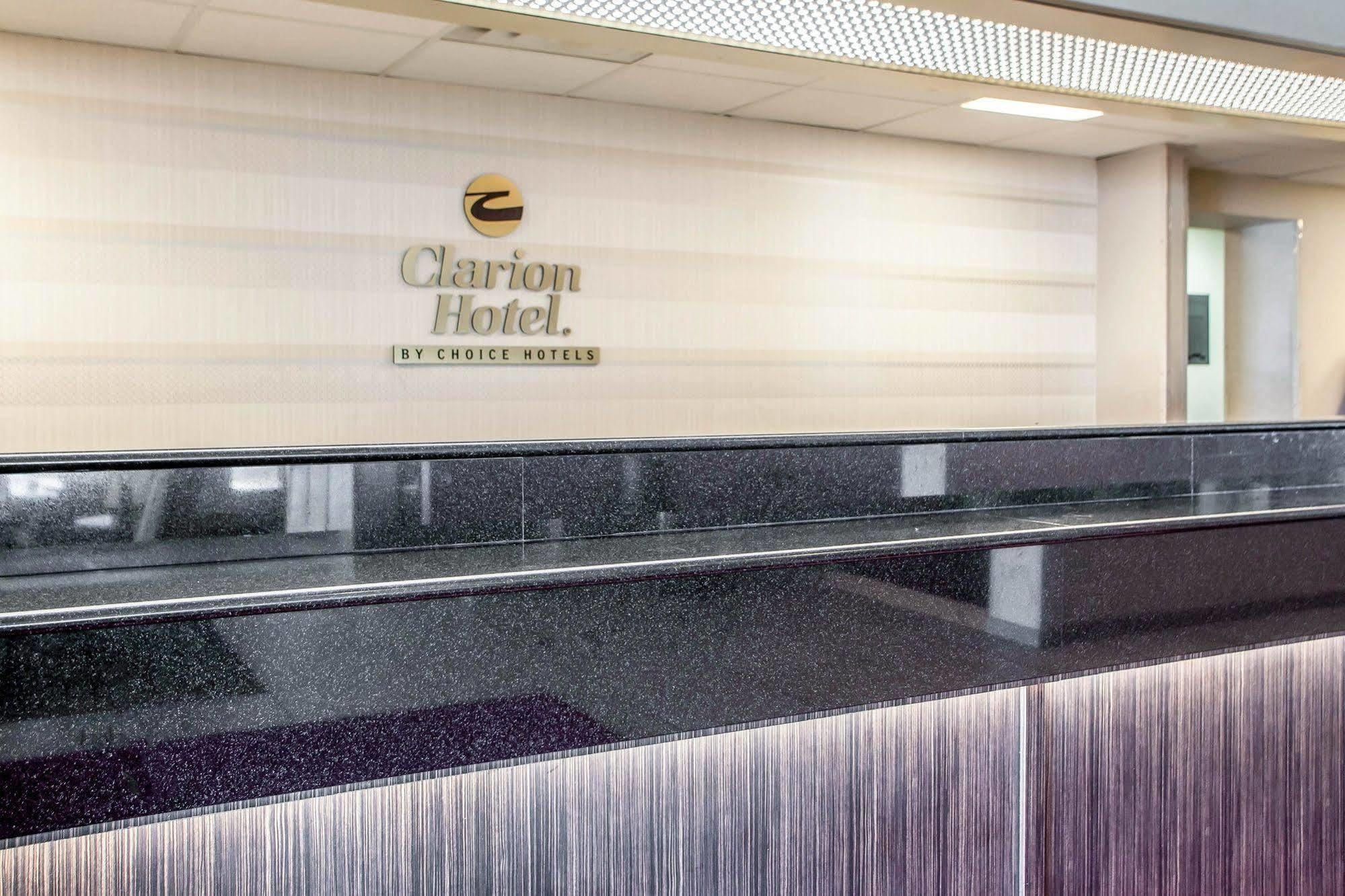 Four Points By Sheraton Milwaukee Airport Extérieur photo