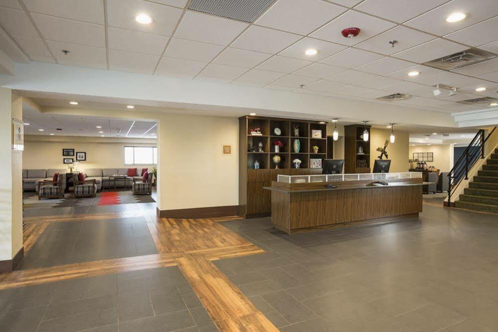 Four Points By Sheraton Milwaukee Airport Extérieur photo